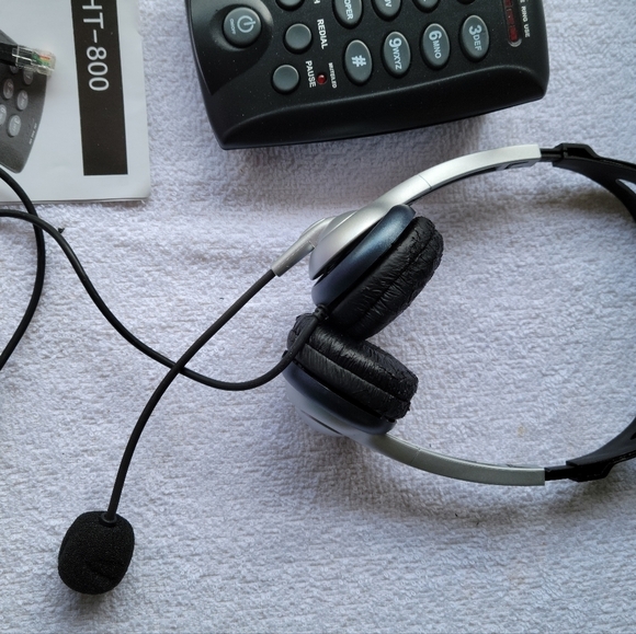 CHT-800 Telemarketing Headset  and Dialing Pad for Landlines - Picture 4 of 8